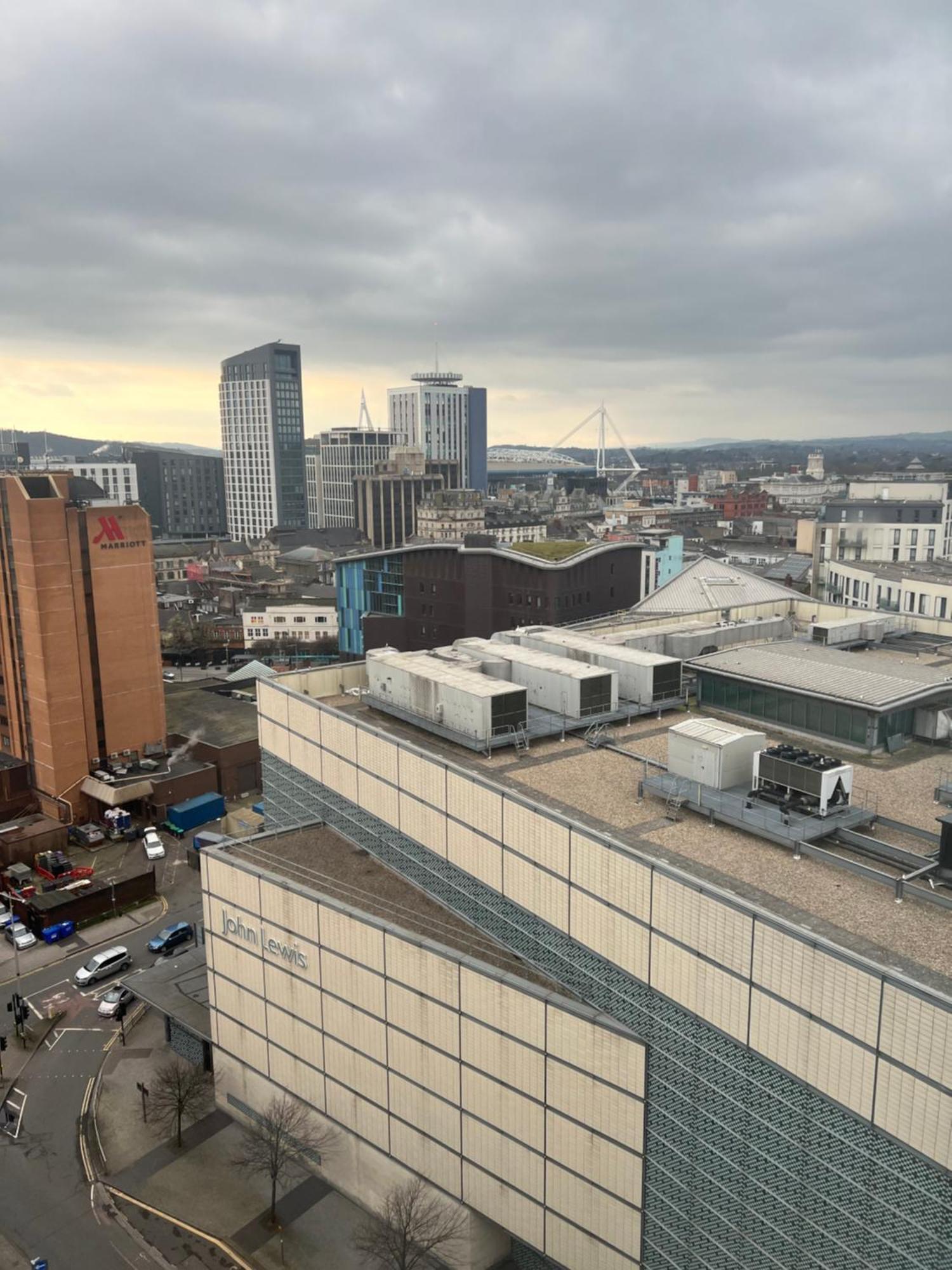 Cardiff City Apartment 2 ภายนอก รูปภาพ