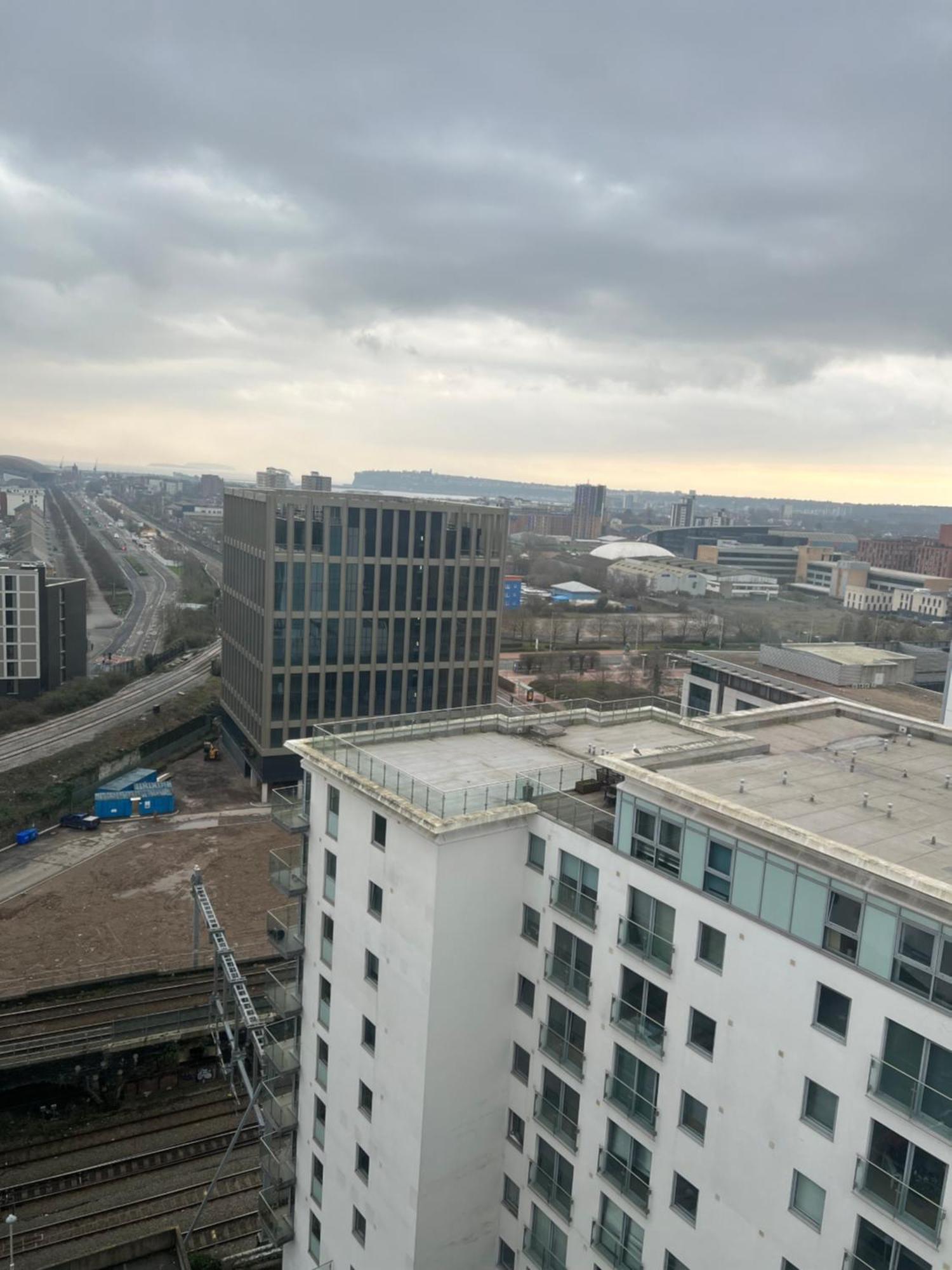 Cardiff City Apartment 2 ภายนอก รูปภาพ